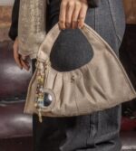 Chamoisette in beige - Image 2